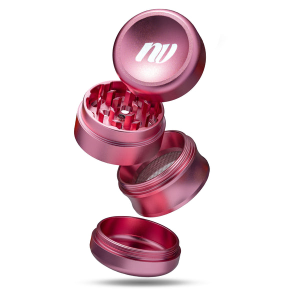 Grinder von der Marke NV, Modell Diamond, vierteilig und 40 Millimeter Durchmesser. In der Farbe rosa.