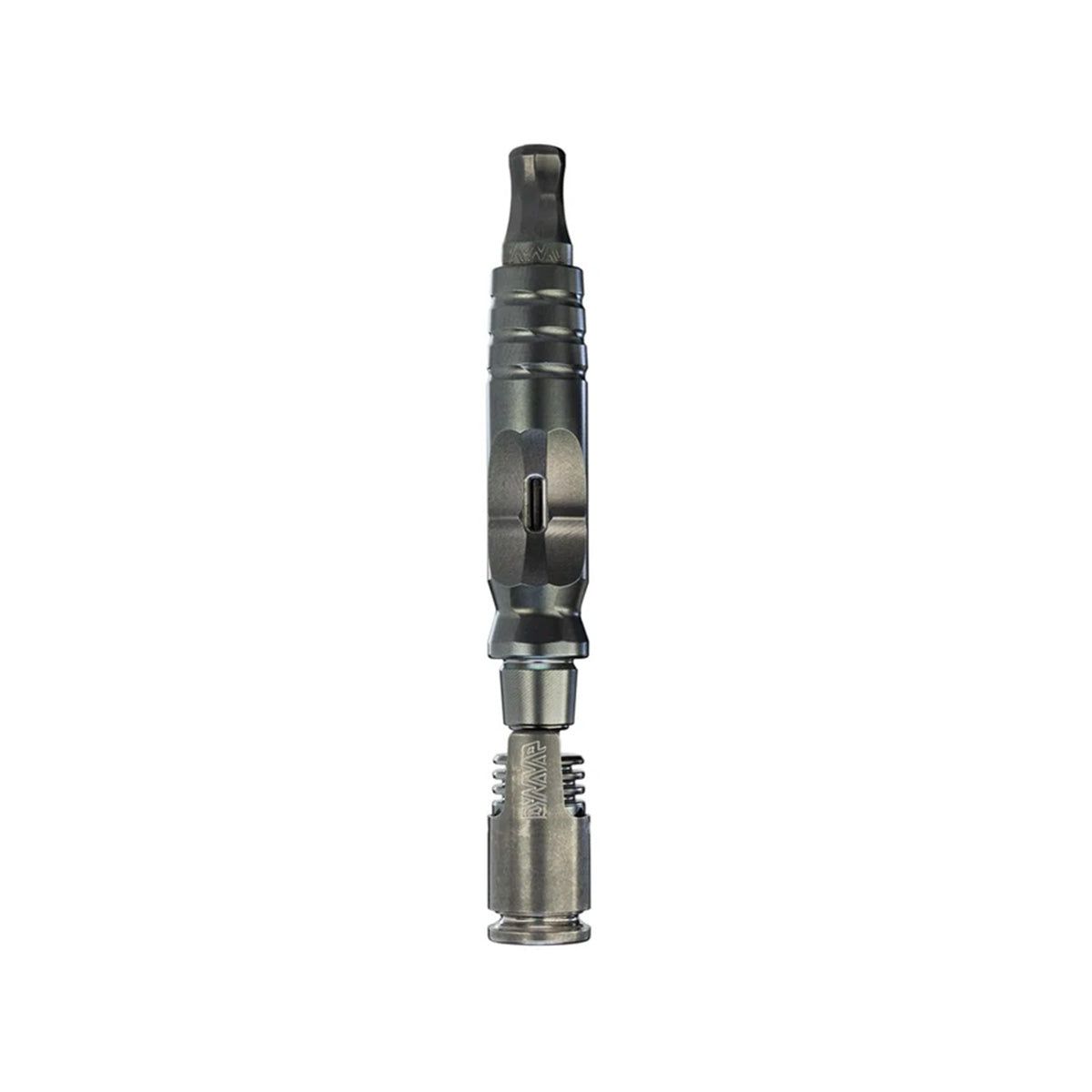 The HyperDyn Vaporizer von DynaVap. Der Verdampfer aus Titan in der Farbe dunkelsilber steht vertikal auf einem weißen Hintergrund.